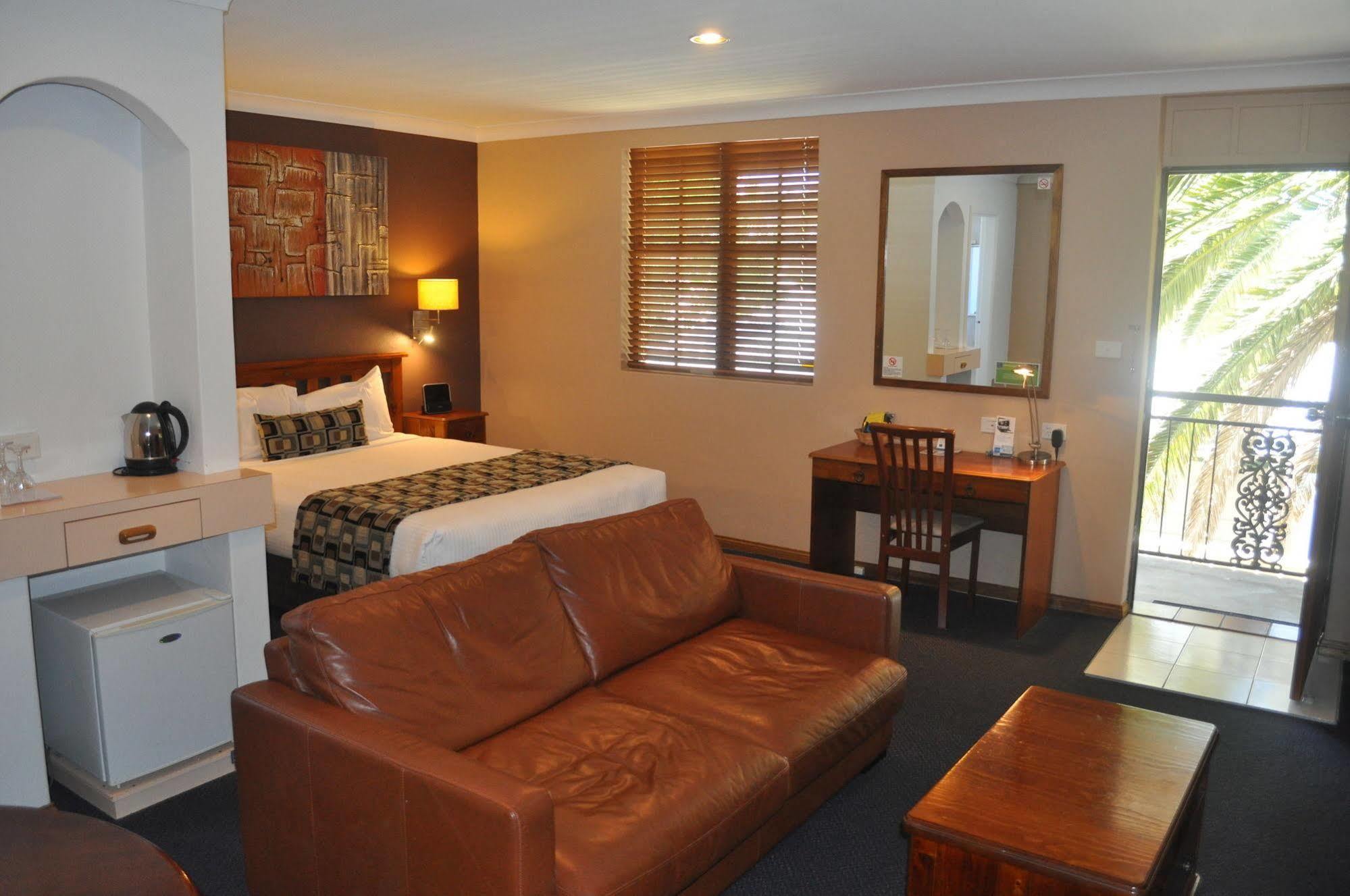 In Town Motor Inn Taree Buitenkant foto