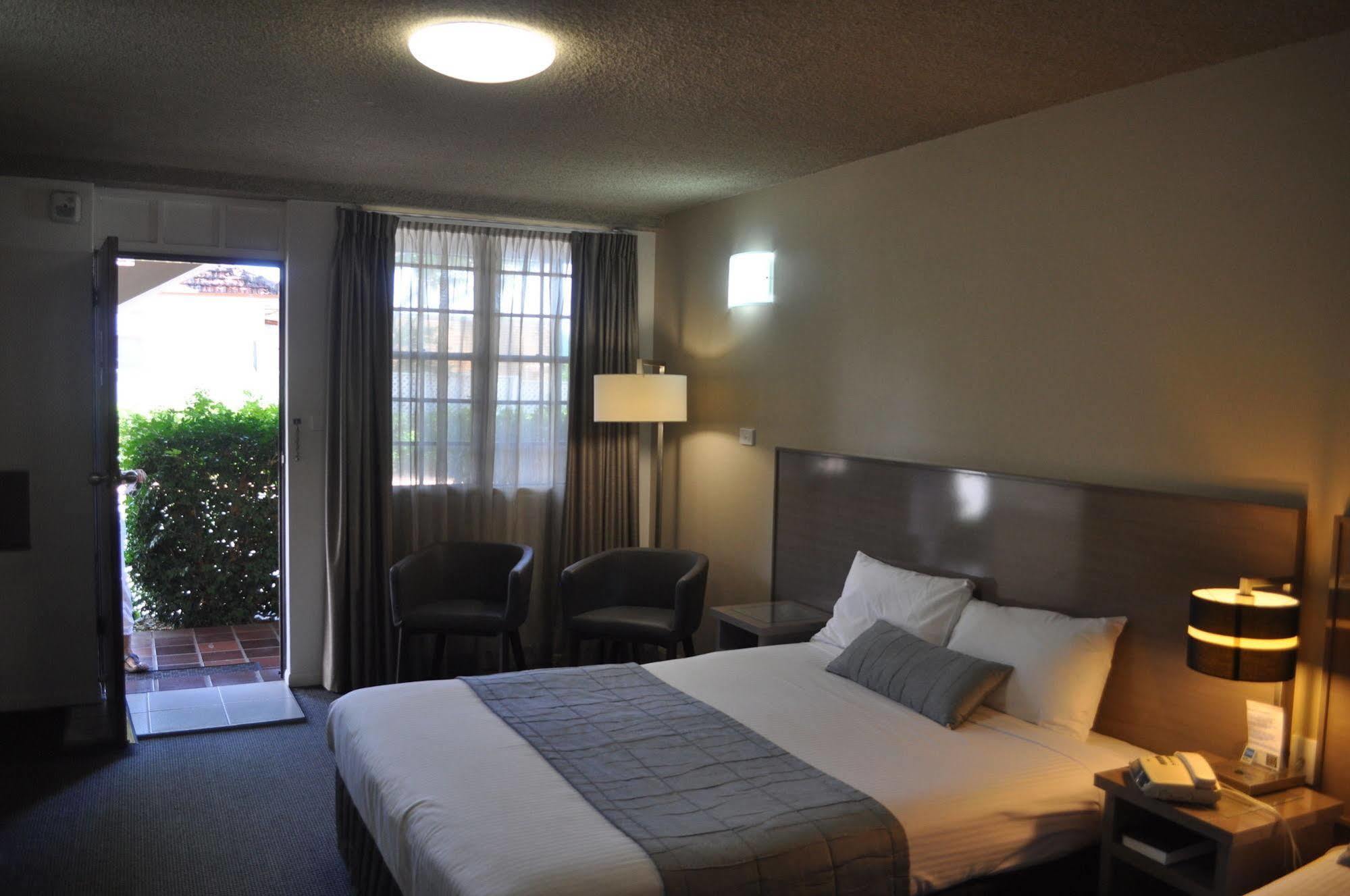 In Town Motor Inn Taree Buitenkant foto